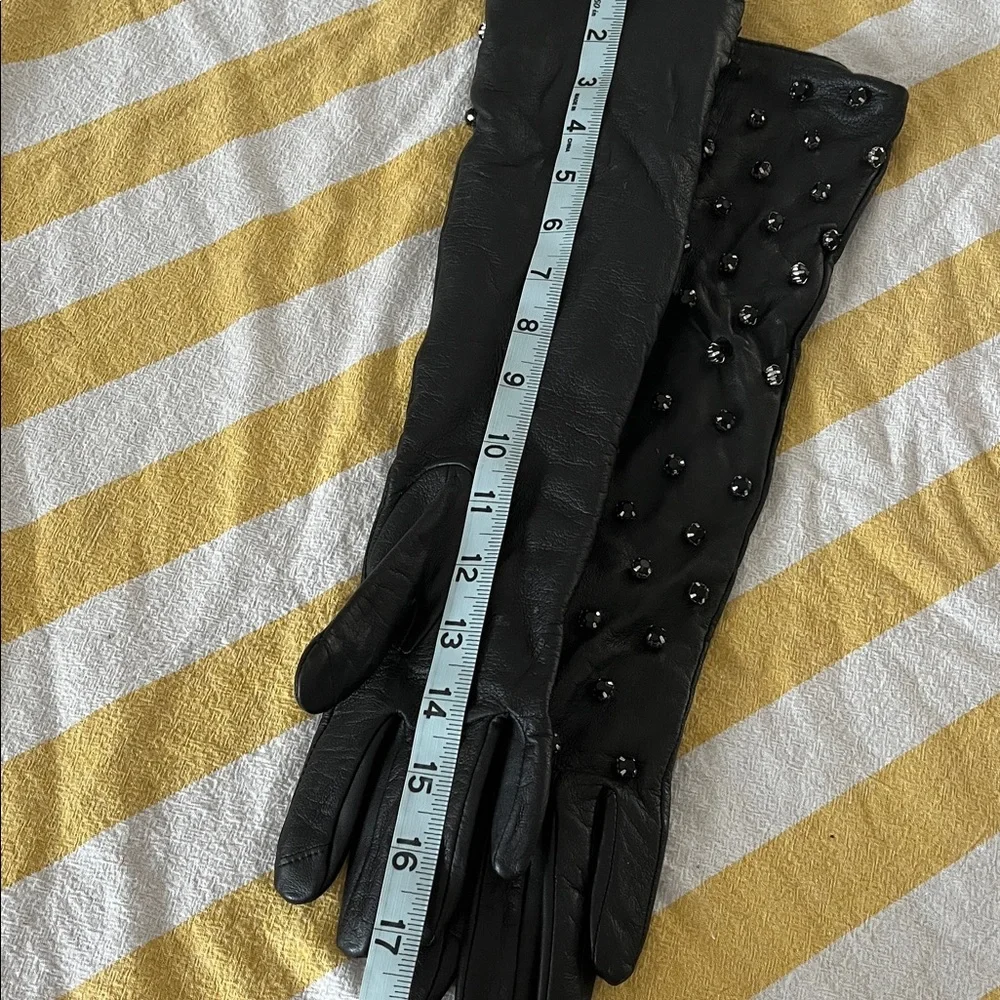 Anthropologie Maeve Sheep Leather Medium Elegant Black Studded Gloves